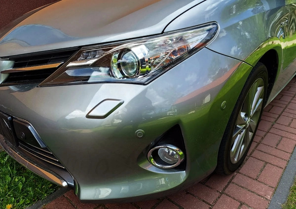 Toyota Auris cena 53700 przebieg: 131834, rok produkcji 2013 z Węgorzewo małe 667